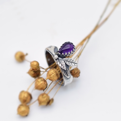 Pierścionek z Ametystem