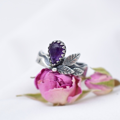 Pierścionek z Listkami