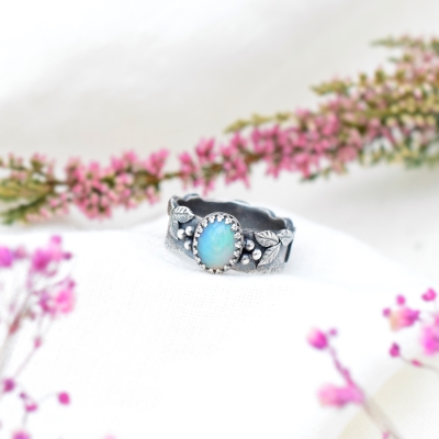 Pierścionek z Opalem Etiopskim