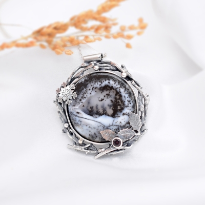 Zimowy Pejzaż Naszyjnik